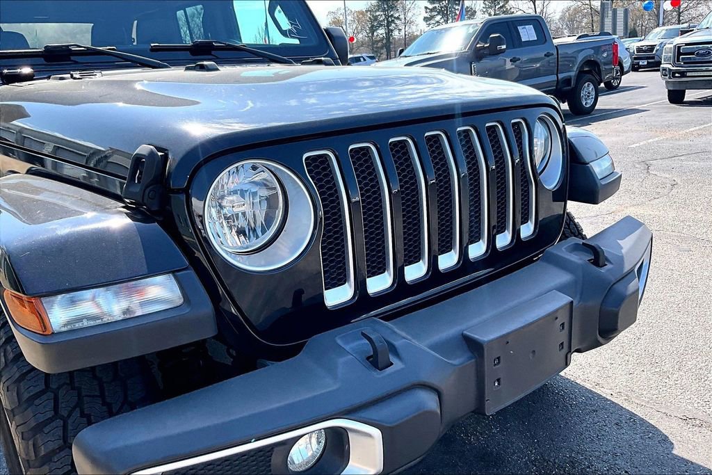 Used 2018 Jeep Wrangler Unlimited Sahara image 5