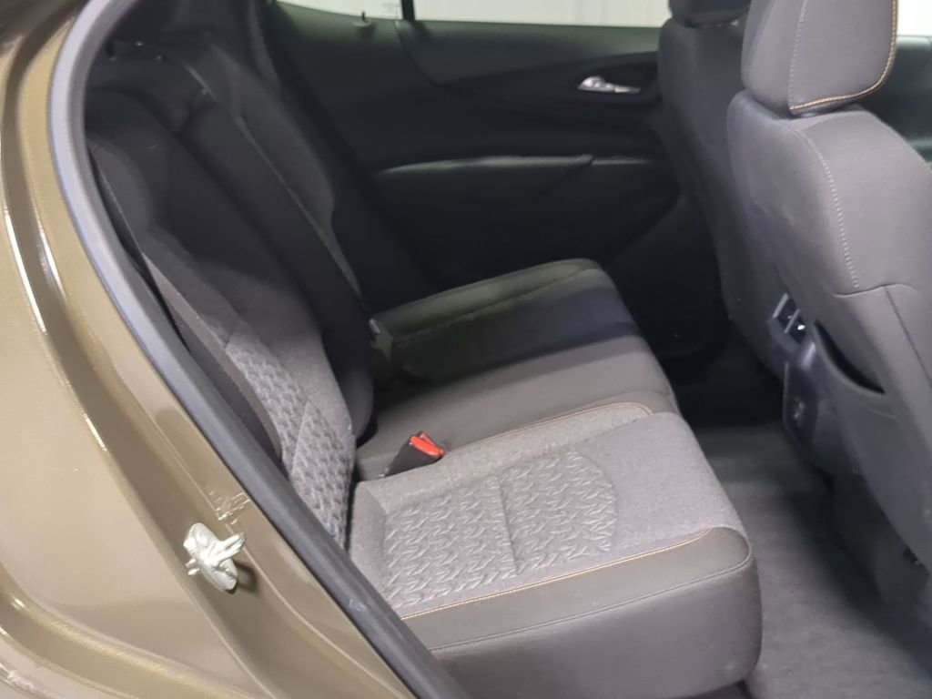 Used 2023 Chevrolet Equinox LT FWD image 24