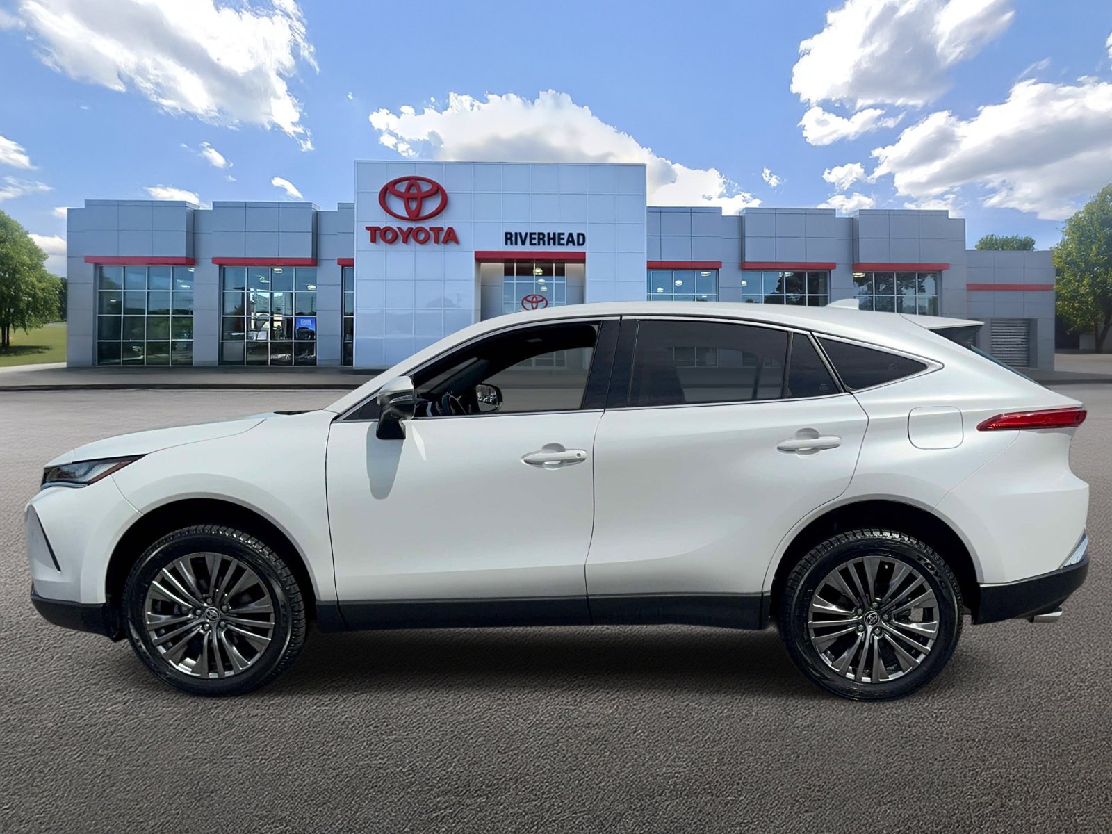 Certified 2023 Toyota Venza Limited AWD/4WD image 4