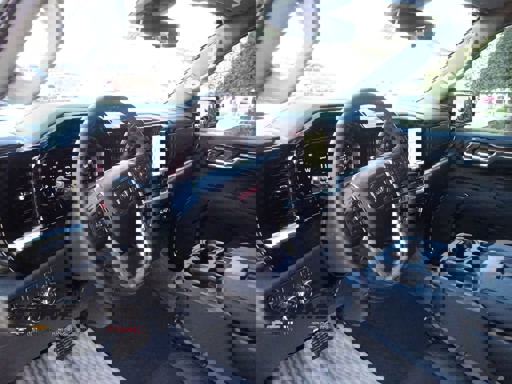 New 2026 GMC Sierra 1500 Elevation image 13