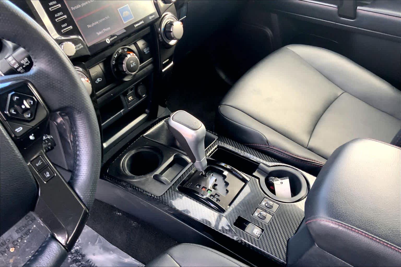 Used 2021 Toyota 4Runner TRD Off-Road Premium AWD/4WD image 17