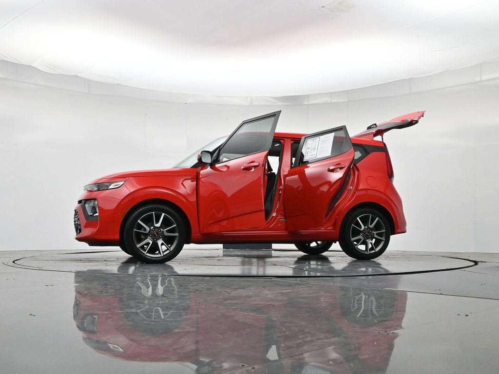 Used 2021 Kia Soul GT-Line FWD image 56
