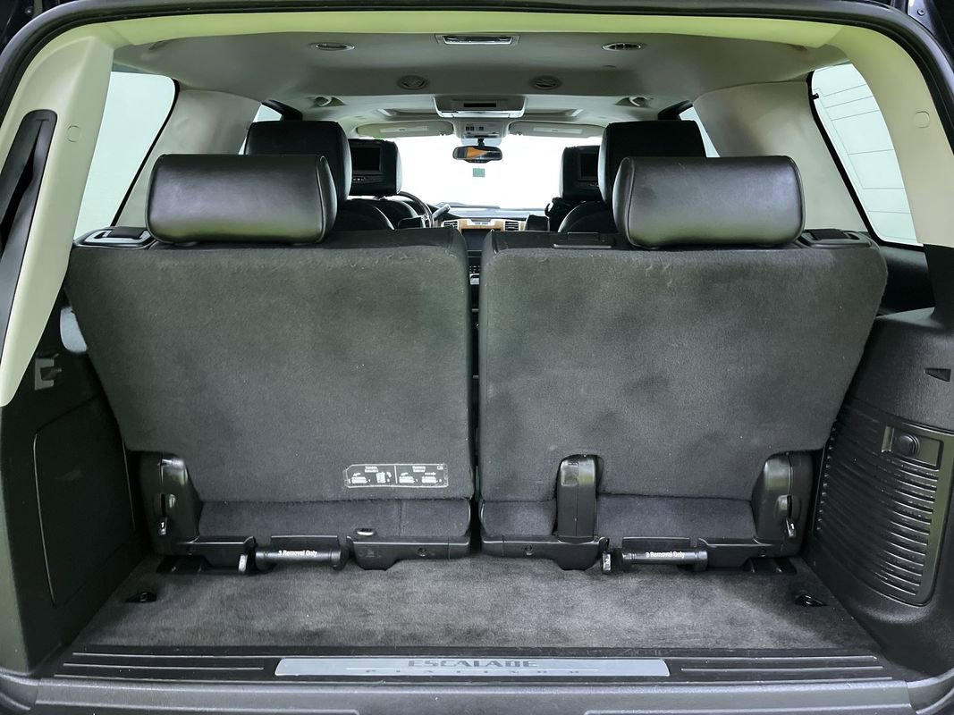 Used 2013 Cadillac Escalade Platinum image 31