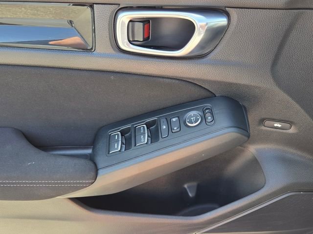Used 2025 Honda Civic Sport image 34