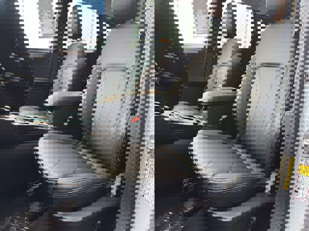 New 2026 Ford Escape Platinum w/ Premium Technology Package image 15