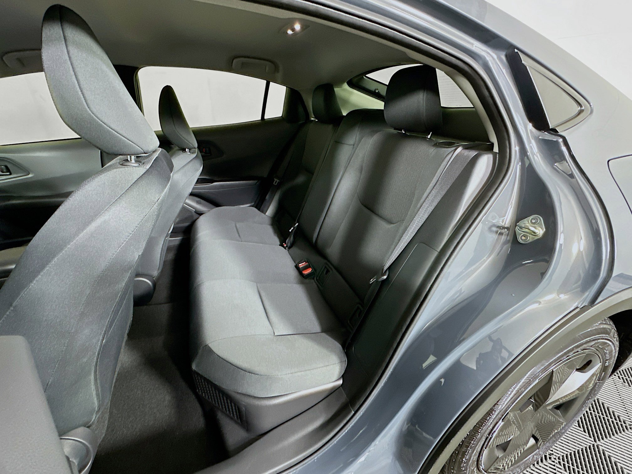 Used 2024 Toyota Prius LE image 26