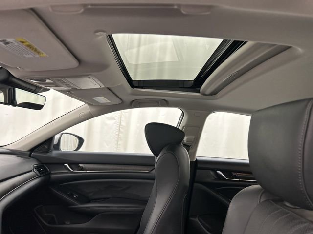 Used 2022 Honda Accord Touring image 22