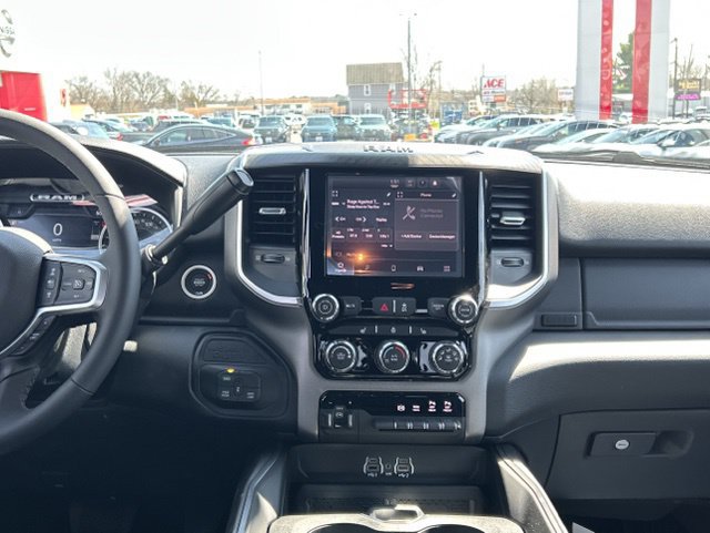 New 2026 RAM 2500 Big Horn AWD/4WD image 26