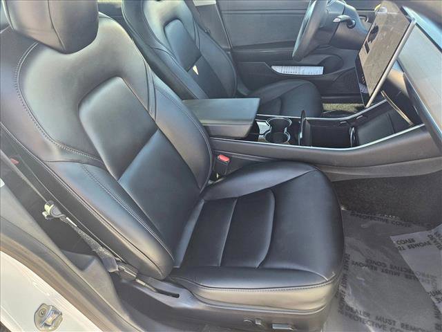 Used 2020 Tesla Model 3 Performance image 20