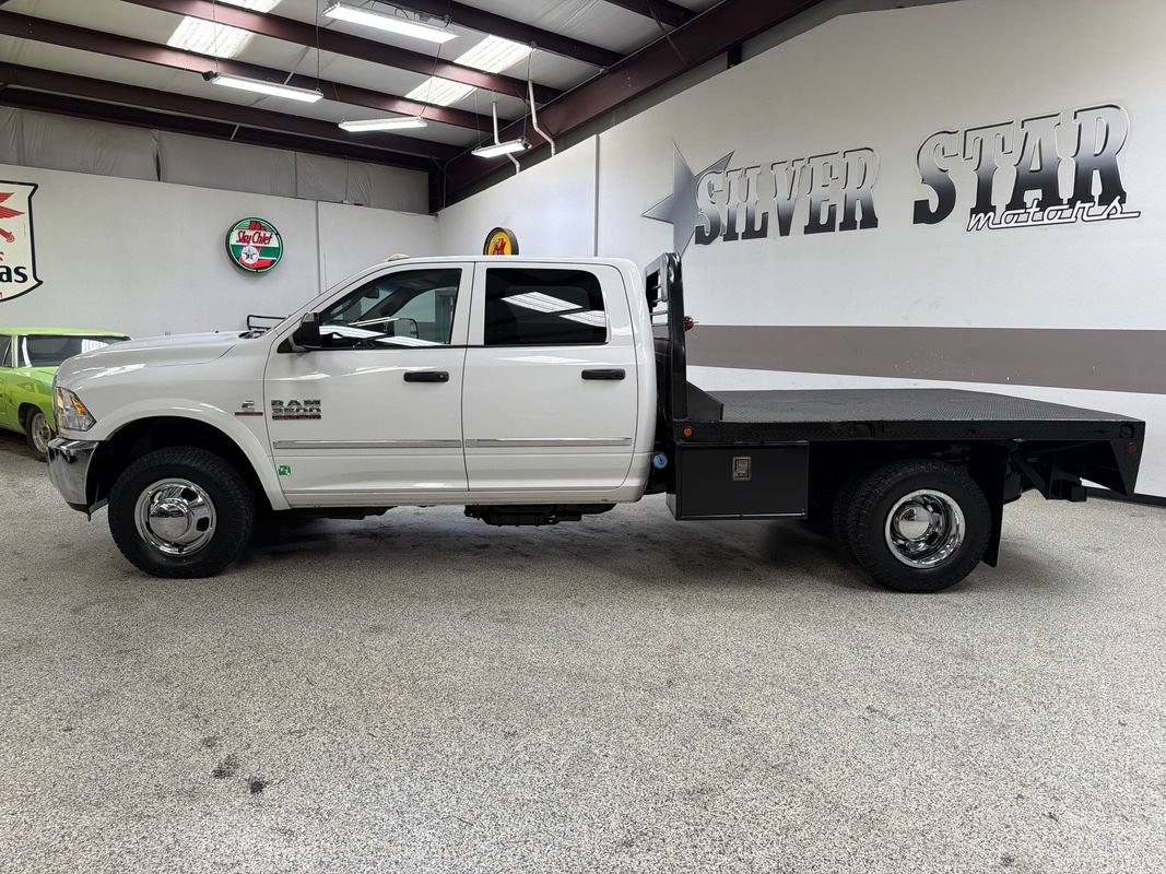 Used 2014 RAM 3500 Tradesman w/ Chrome Appearance Group AWD/4WD image 3