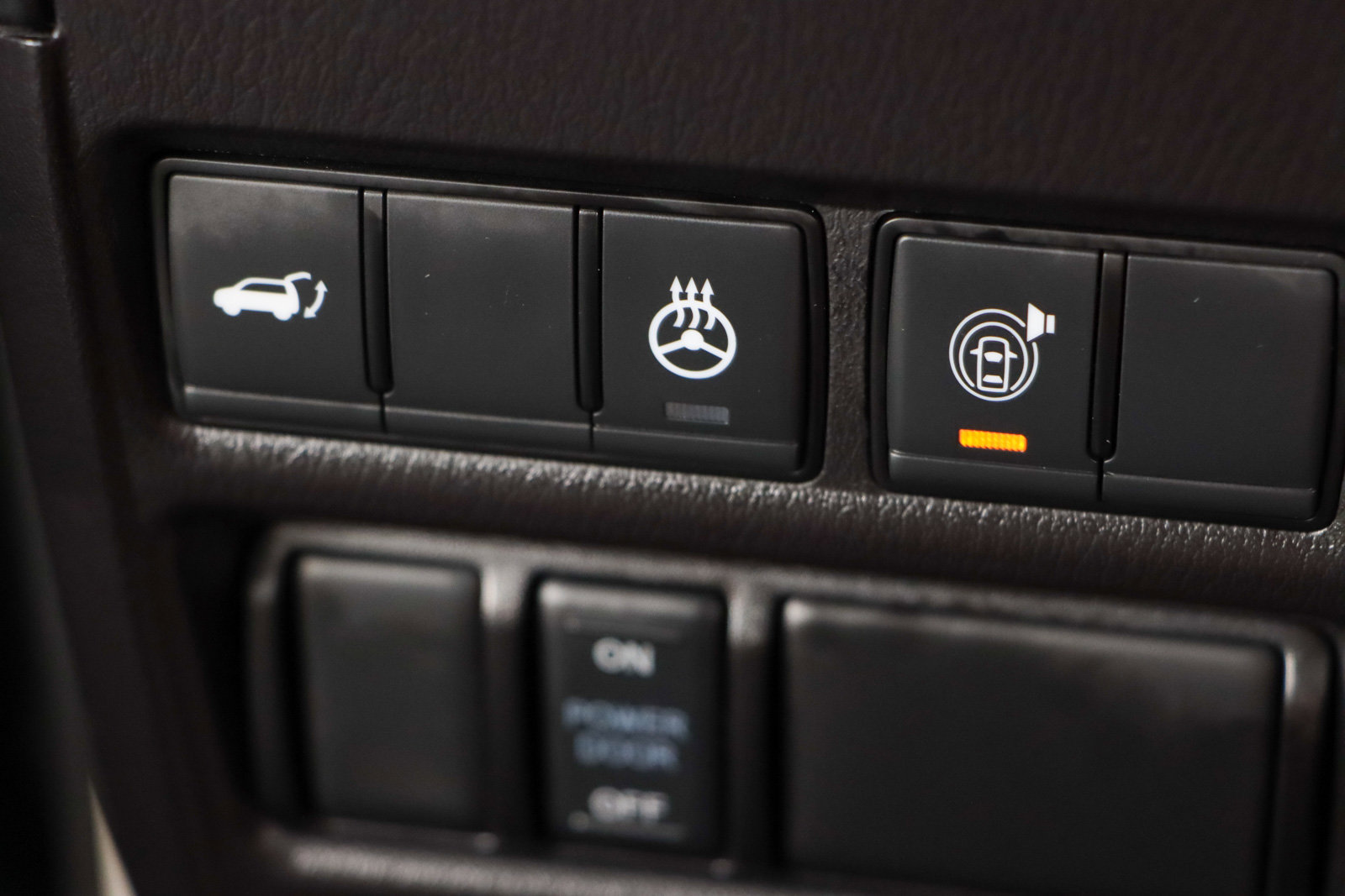 Used 2023 Nissan Armada Platinum w/ Captain's Chairs Package image 23