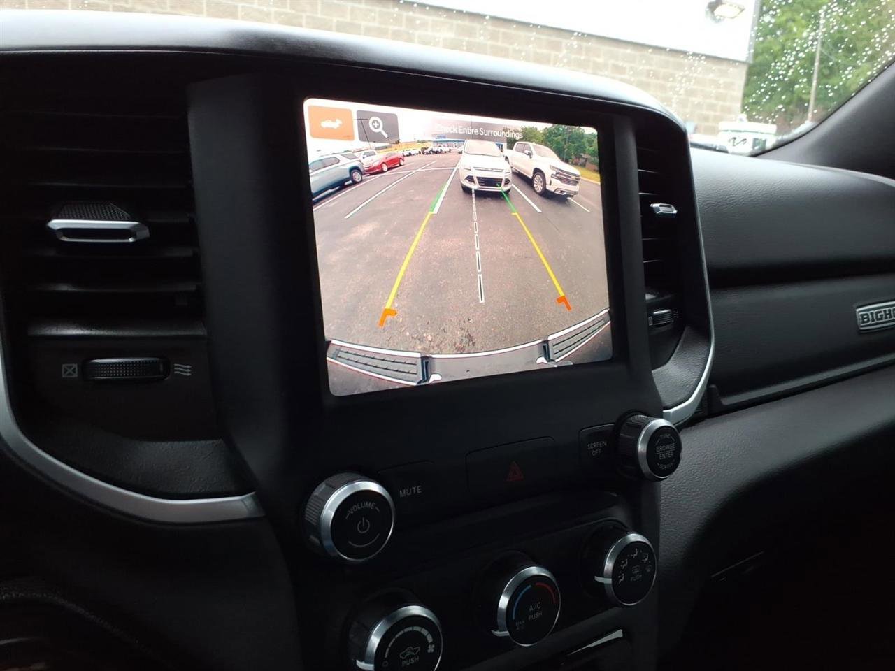 Used 2022 RAM 1500 Big Horn AWD/4WD image 17