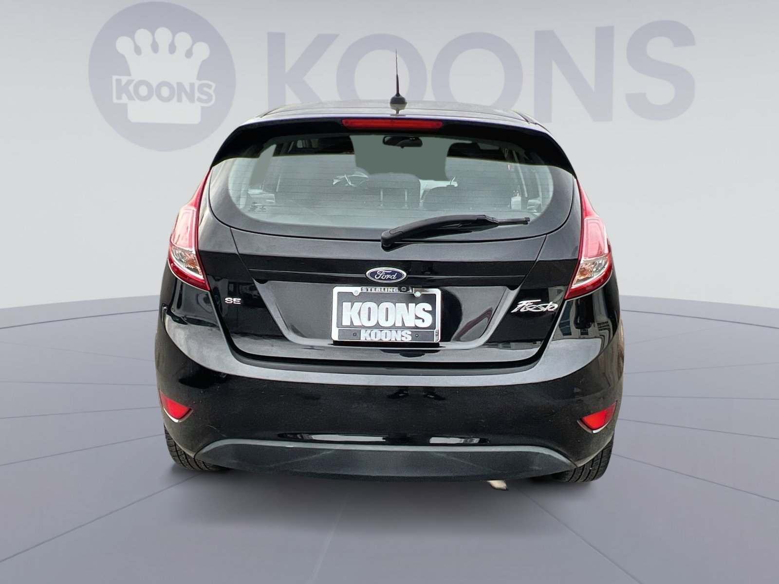 Used 2018 Ford Fiesta SE image 5