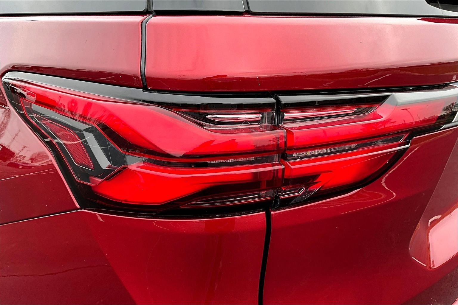 Used 2022 Chevrolet Traverse Premier image 24