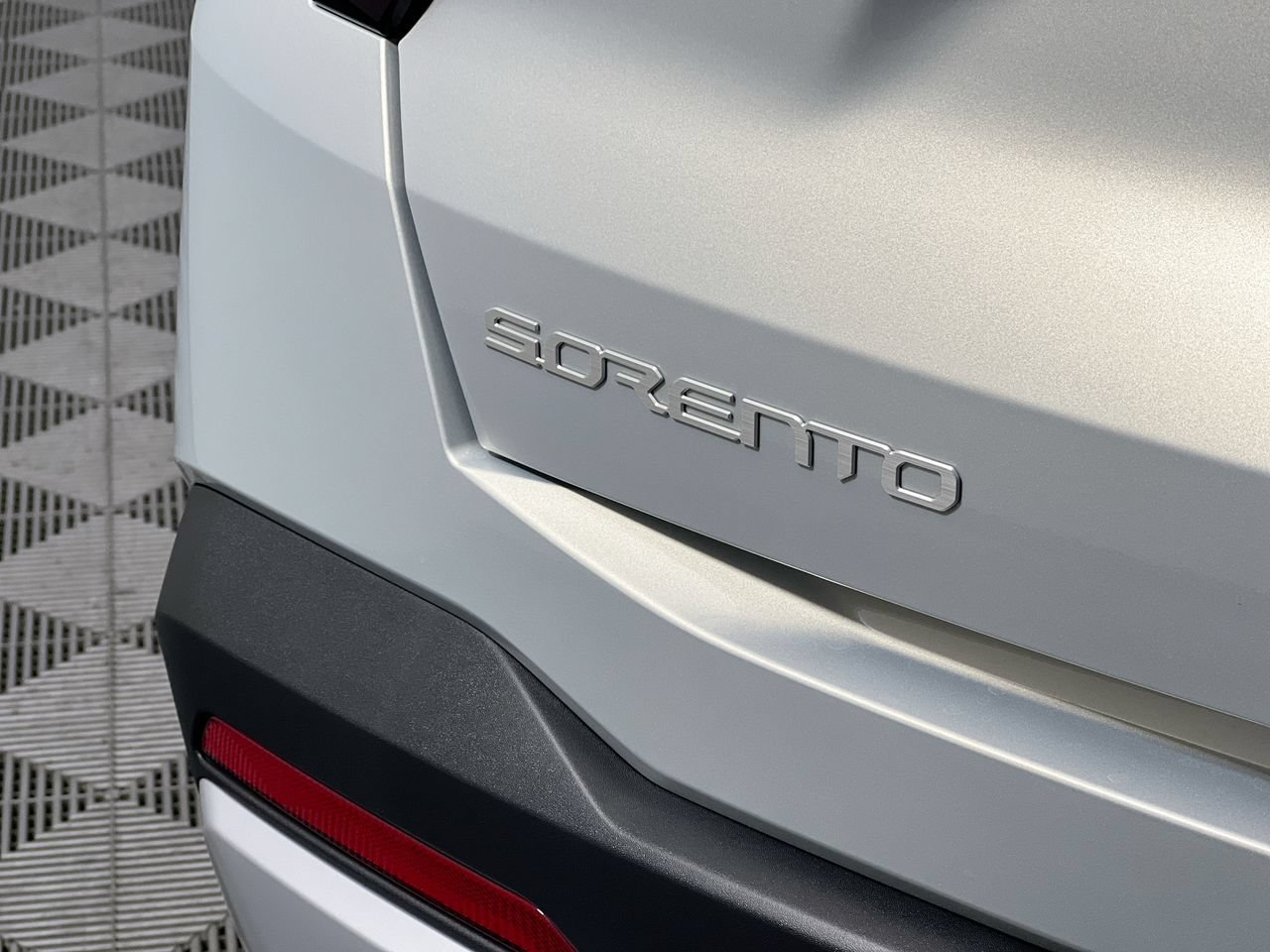 New 2026 Kia Sorento LX FWD image 5