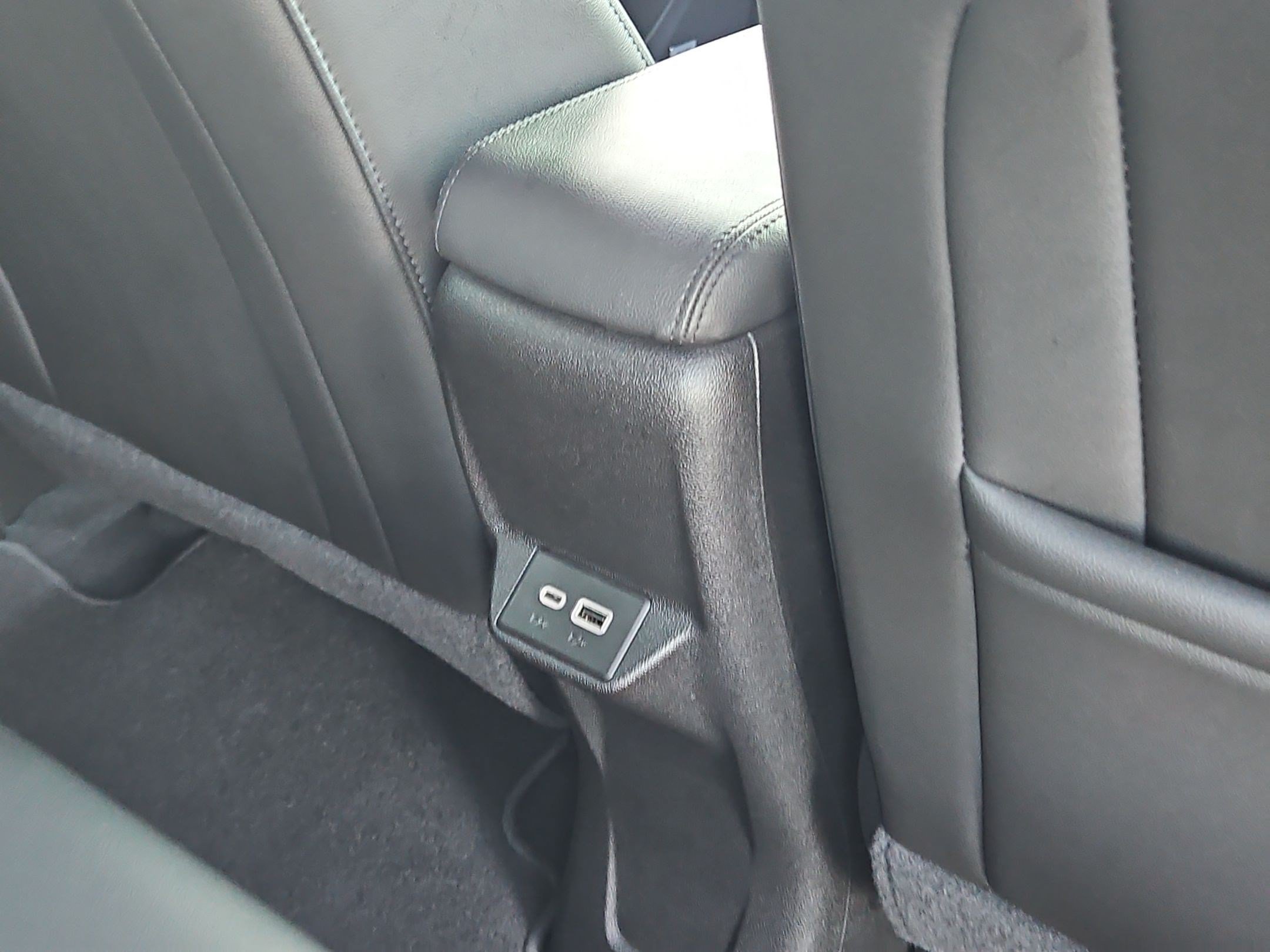 Certified 2023 Chevrolet Bolt LT w/ Infotainment Package FWD image 28