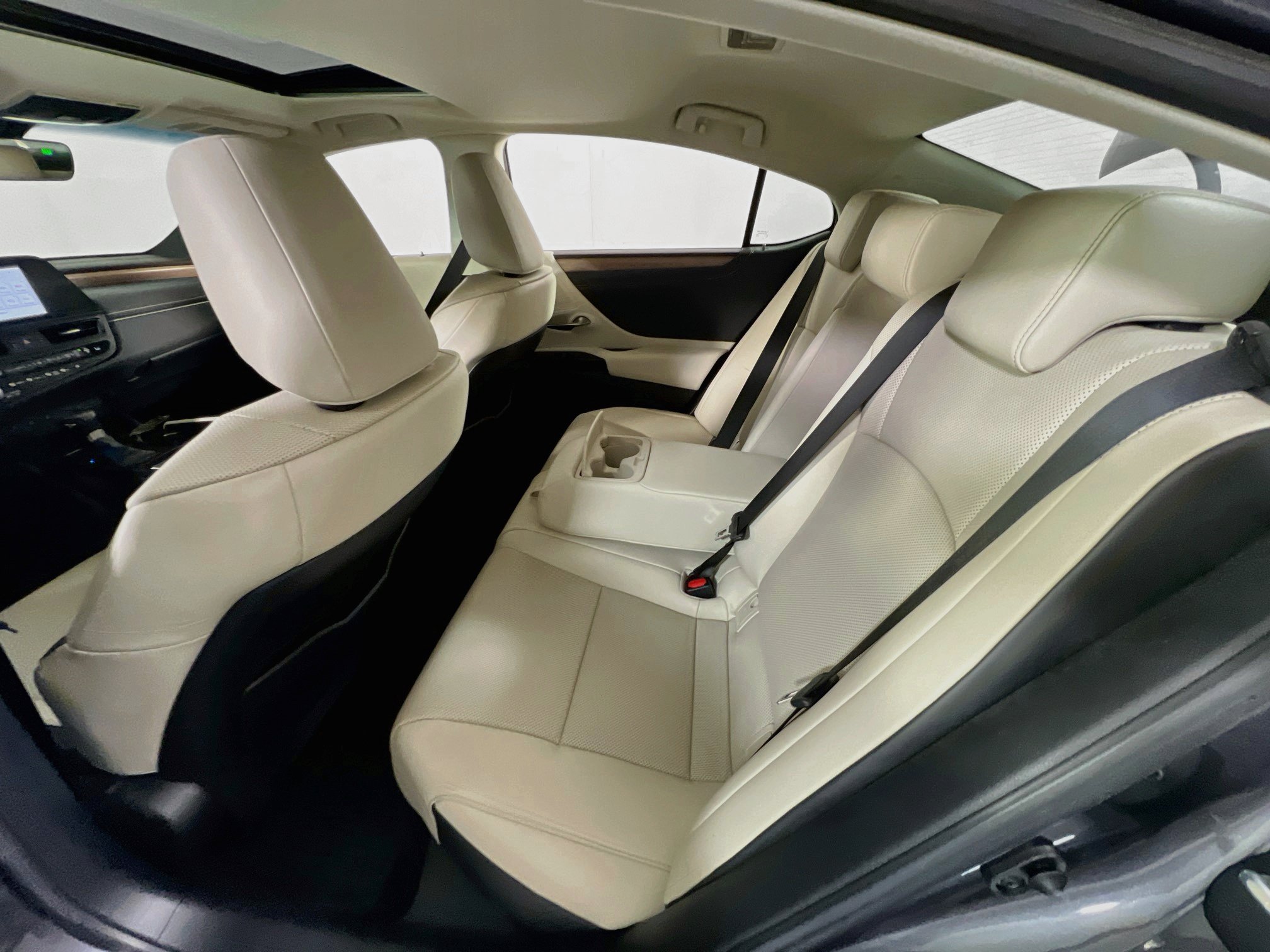 Used 2023 Lexus ES 350 w/ Premium Package FWD image 24