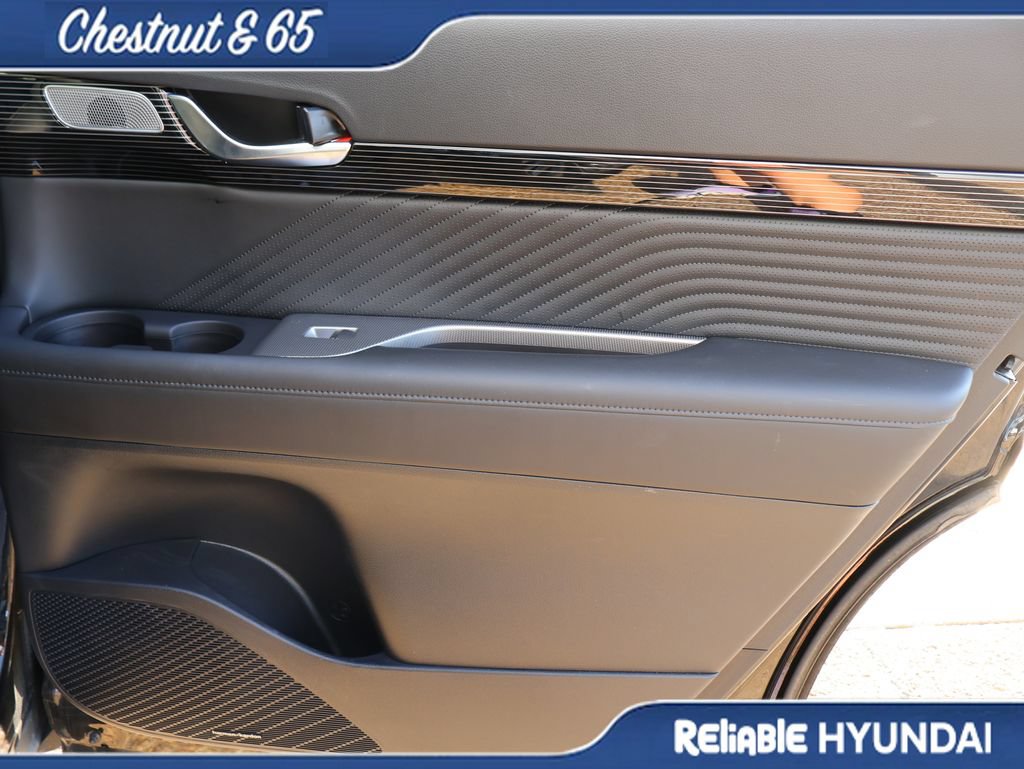 Used 2024 Hyundai Palisade Calligraphy FWD image 11
