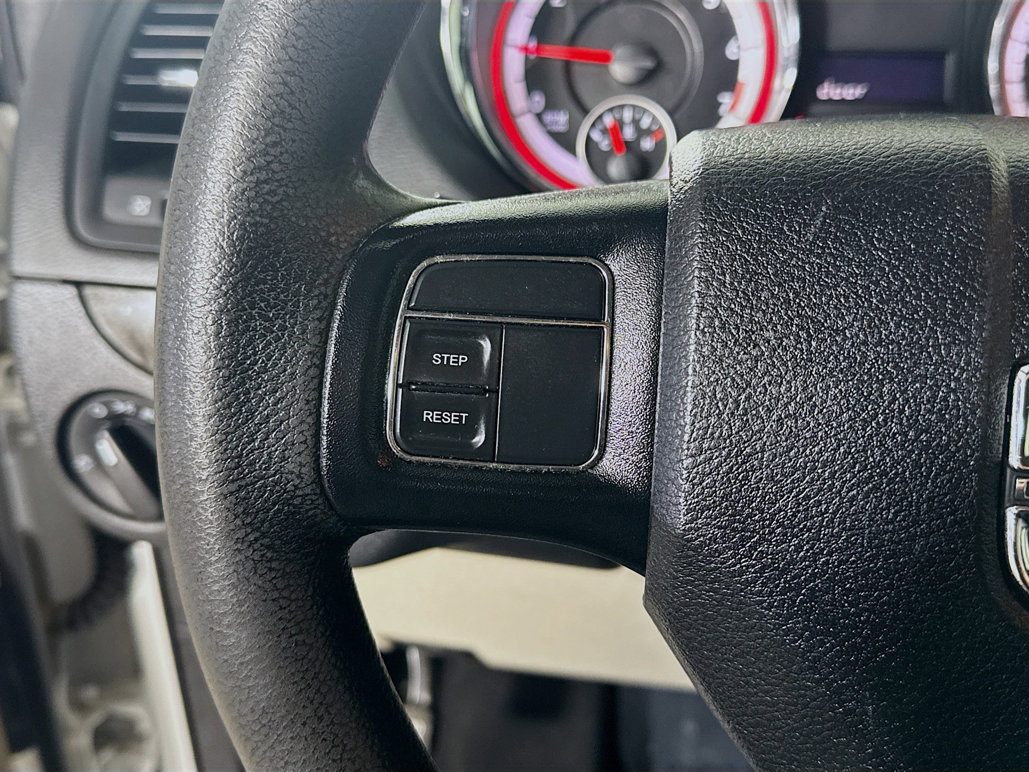 Used 2019 Dodge Grand Caravan SE image 14