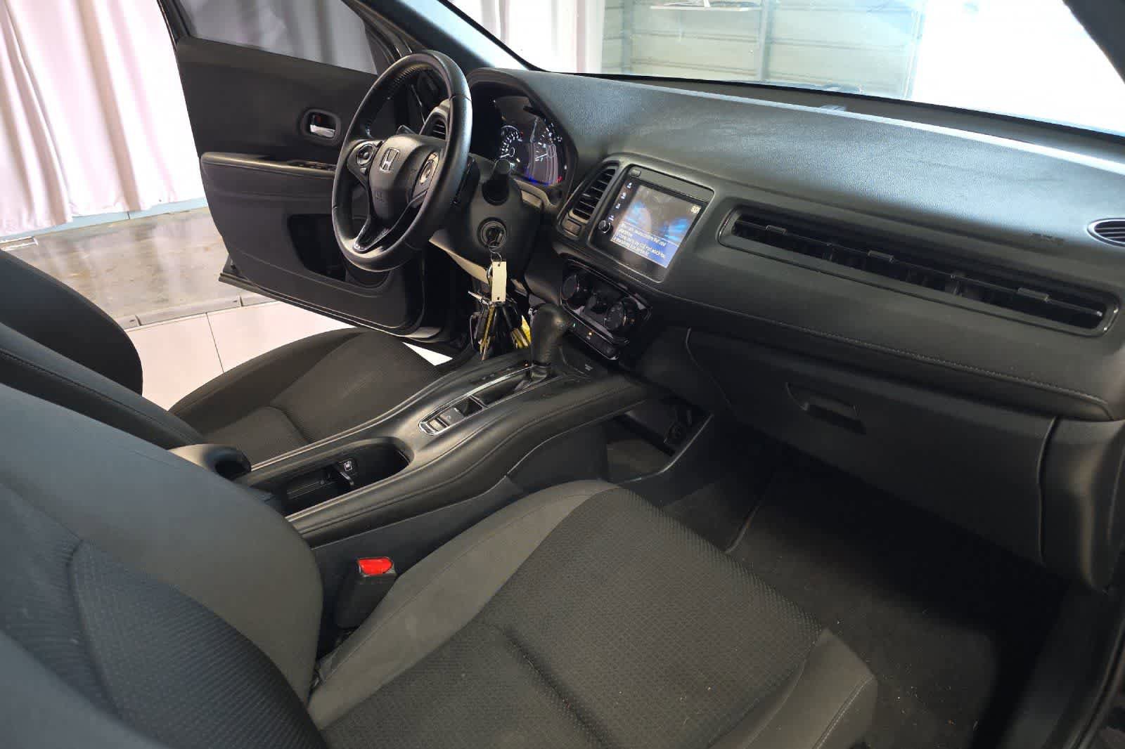 Used 2020 Honda HR-V Sport image 18