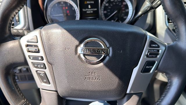Used 2018 Nissan Titan SL w/ Chrome Package AWD/4WD image 19