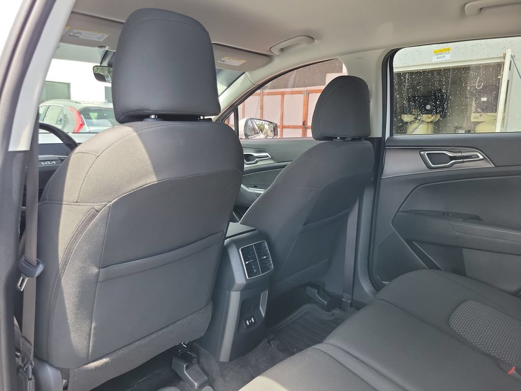 Certified 2026 Kia Sportage LX FWD image 11