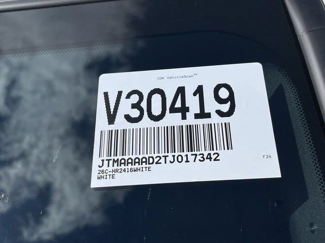 New 2026 Toyota C-HR AWD/4WD image 28