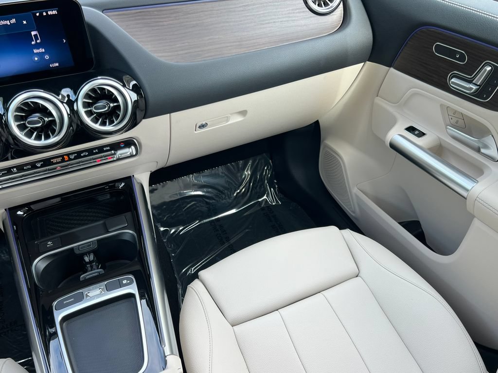 New 2026 Mercedes-Benz GLA 250 4MATIC image 33