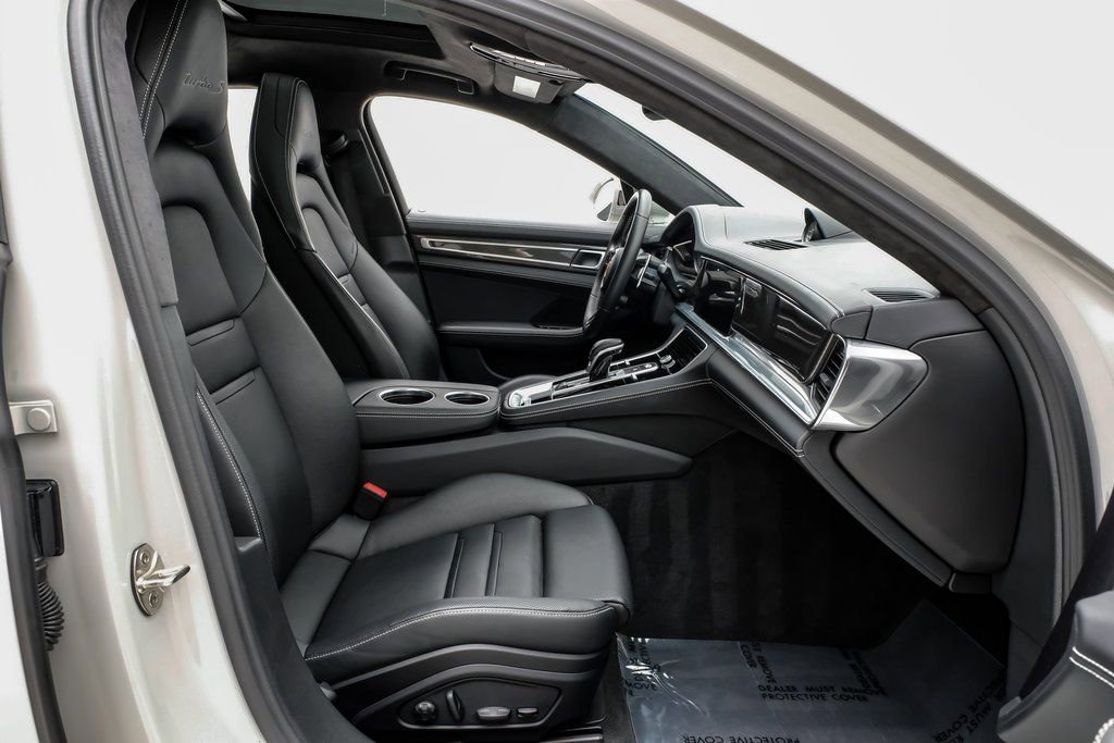Used 2023 Porsche Panamera Turbo S AWD/4WD image 32