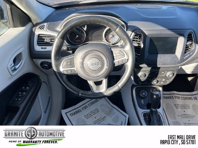 Used 2021 Jeep Compass Latitude w/ Convenience Group AWD/4WD image 16