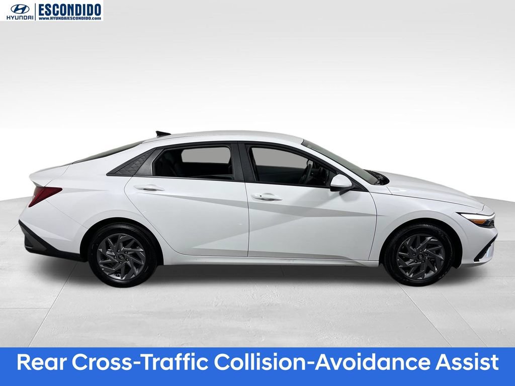 Certified 2026 Hyundai Elantra Hybrid FWD image 6