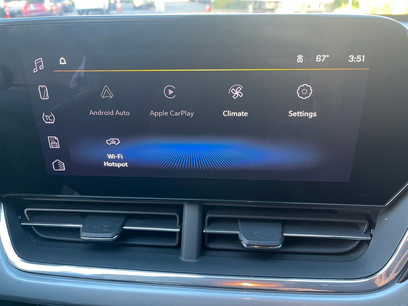 Used 2025 Chevrolet Trax LT w/ LT Convenience Package image 21