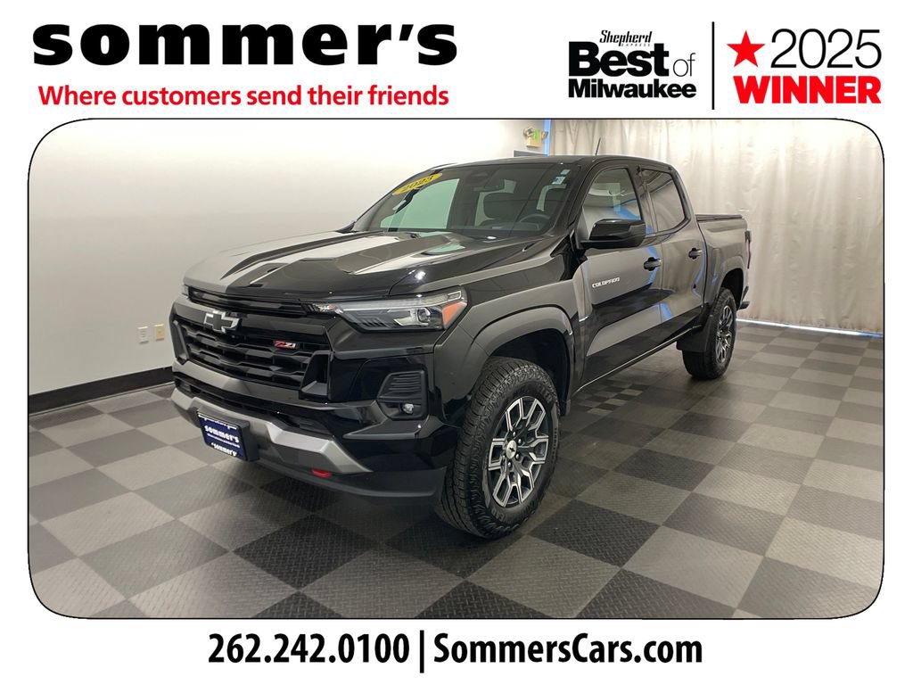 Used 2023 Chevrolet Colorado Z71 w/ Z71 Convenience Package 2 AWD/4WD image 2