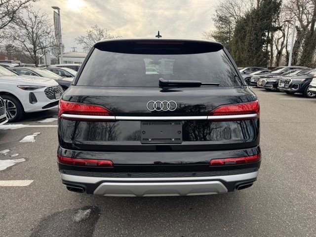 Certified 2025 Audi Q7 3.0T Premium Plus image 6