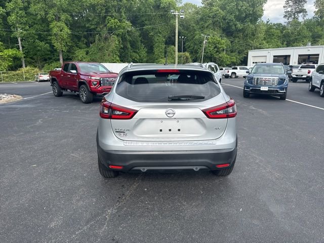 Used 2021 Nissan Rogue Sport SV w/ Technology Package FWD image 19