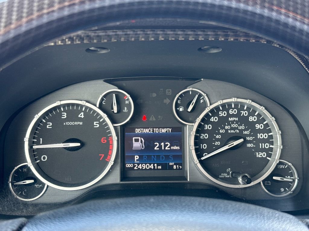 Used 2015 Toyota Tundra SR5 w/ SR5 Upgrade Package image 17