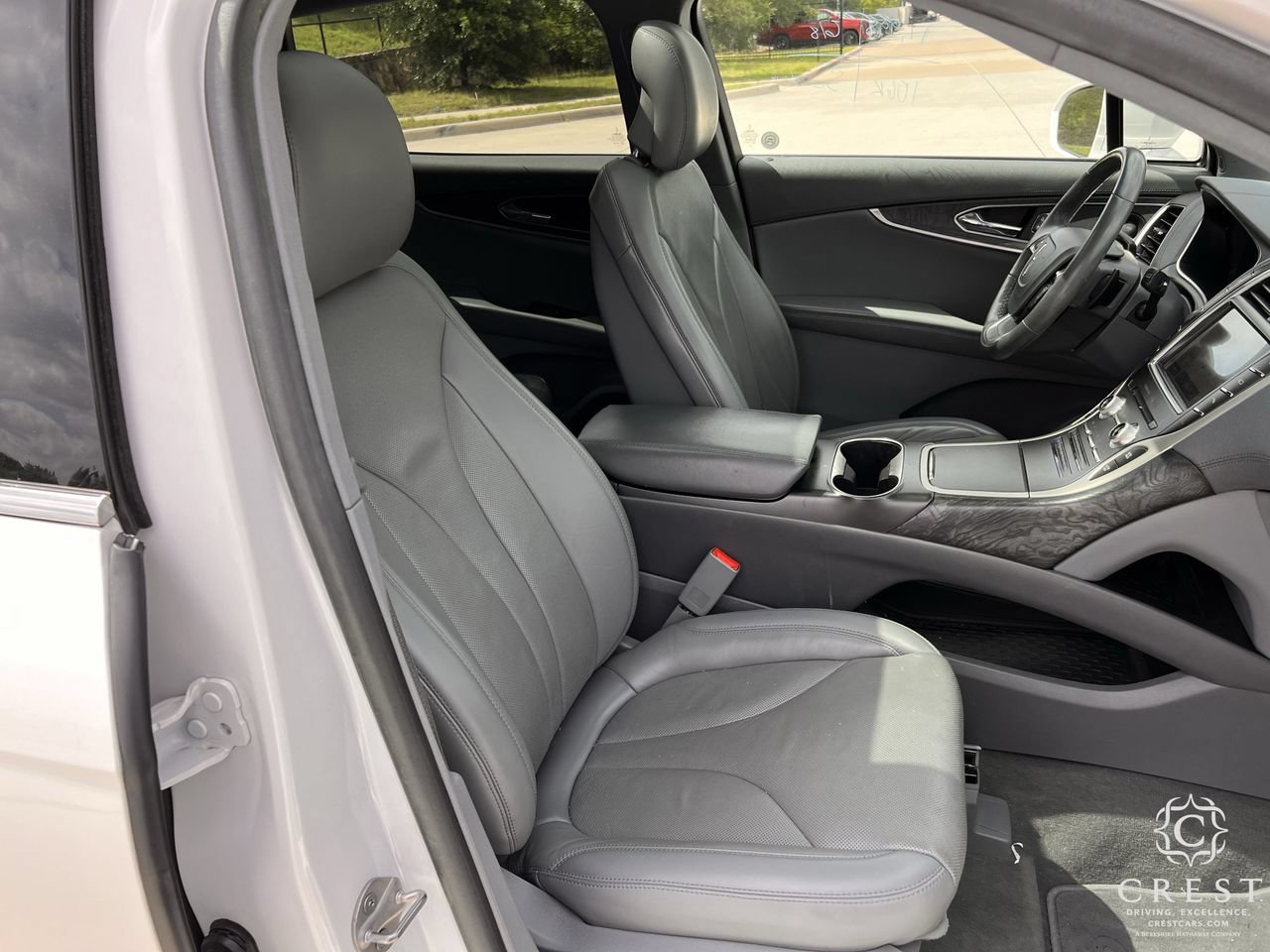 Used 2019 Lincoln Nautilus Reserve FWD image 24