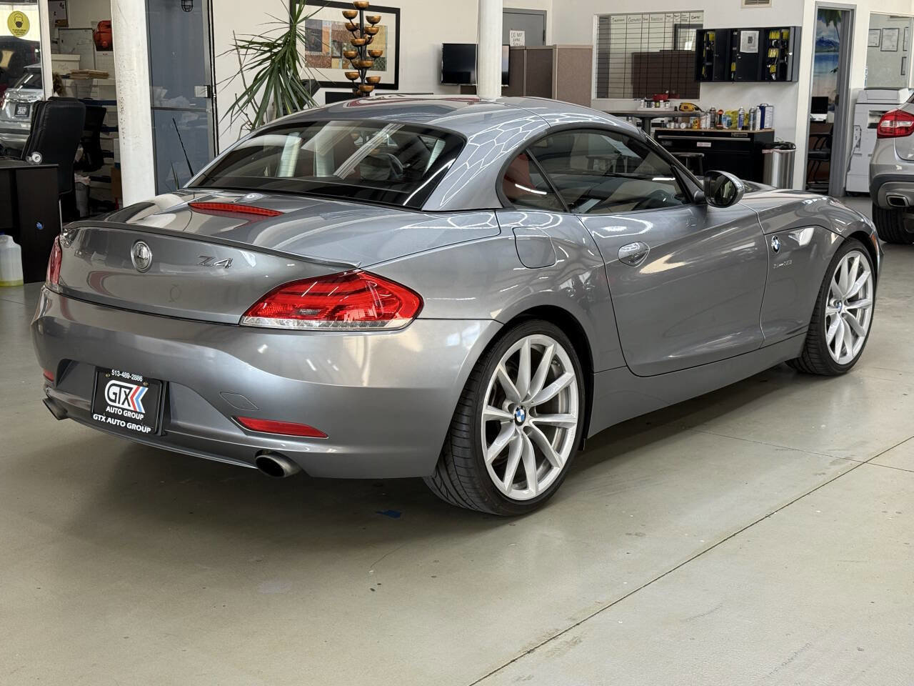 Used 2009 BMW Z4 sDrive35i RWD image 1