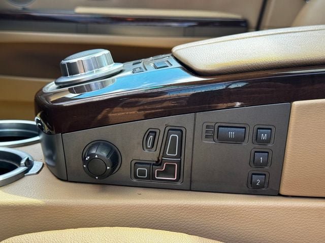 Used 2006 BMW 750Li RWD image 13