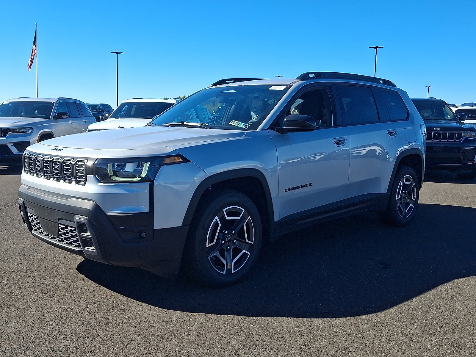 New 2026 Jeep Cherokee Laredo AWD/4WD image 2