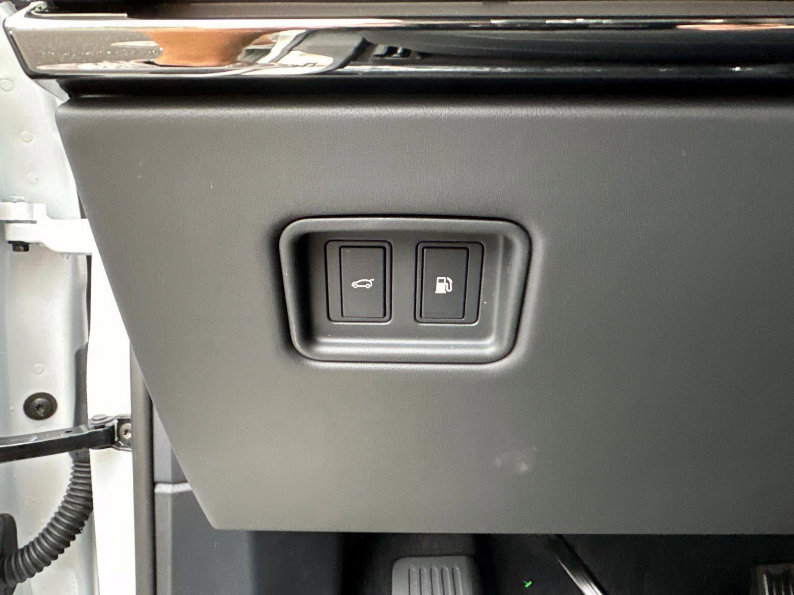 New 2025 Land Rover Range Rover Sport Dynamic SE image 24
