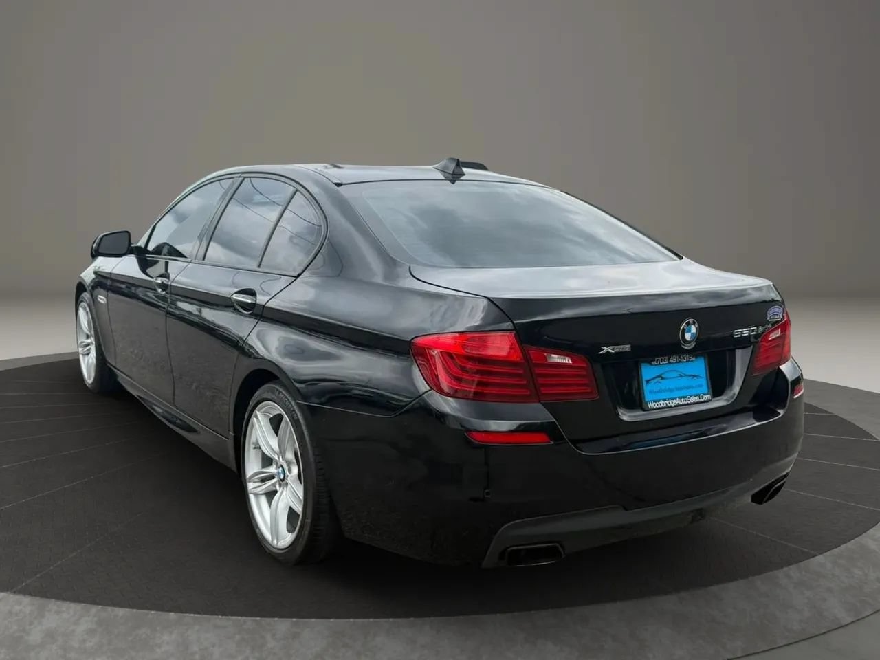 Used 2014 BMW 550i xDrive Sedan AWD/4WD image 6
