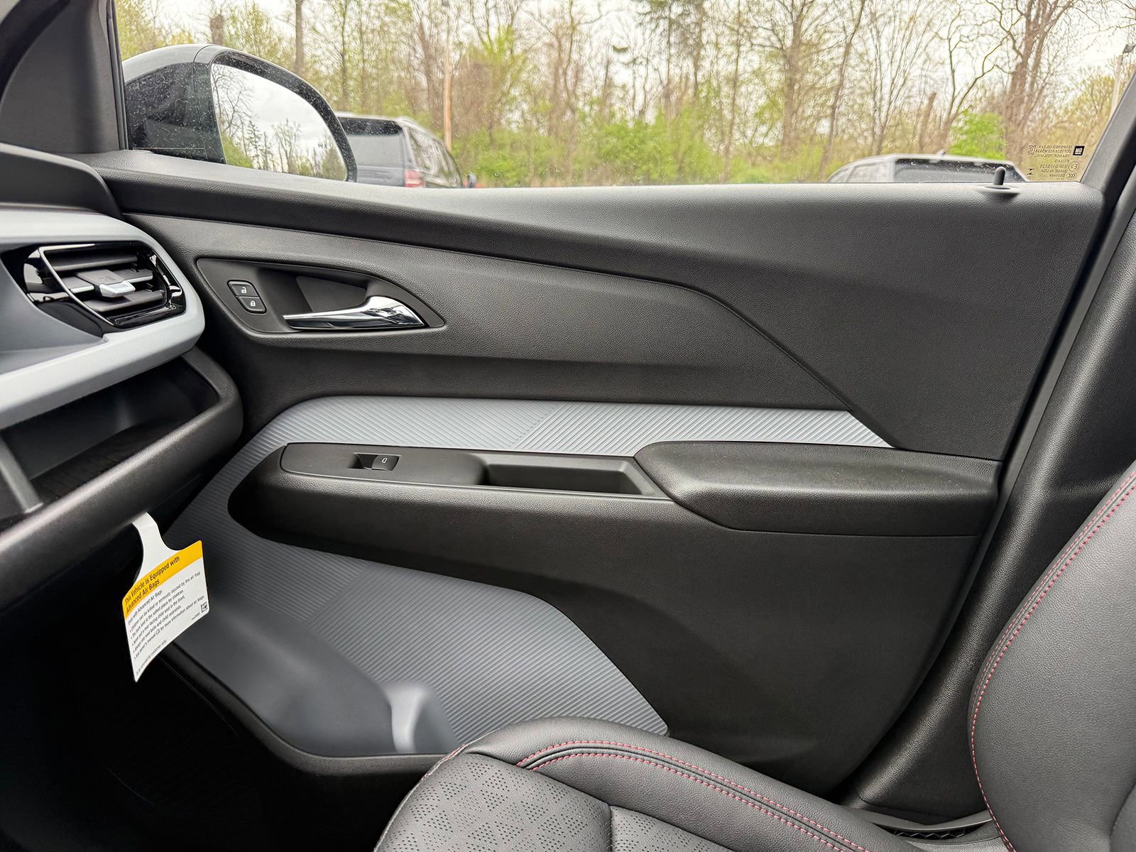 New 2027 Chevrolet Bolt RS w/ Technology Package FWD image 39