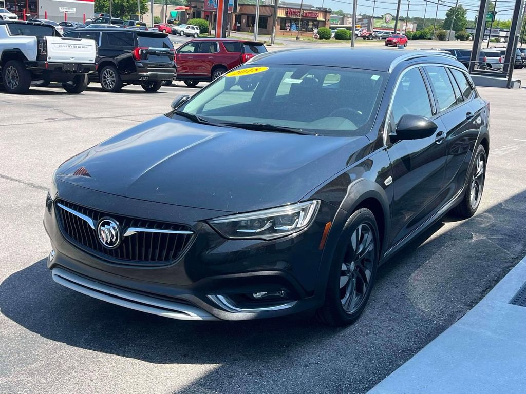 Used 2018 Buick Regal Preferred w/ Sights and Sounds Package AWD/4WD image 7