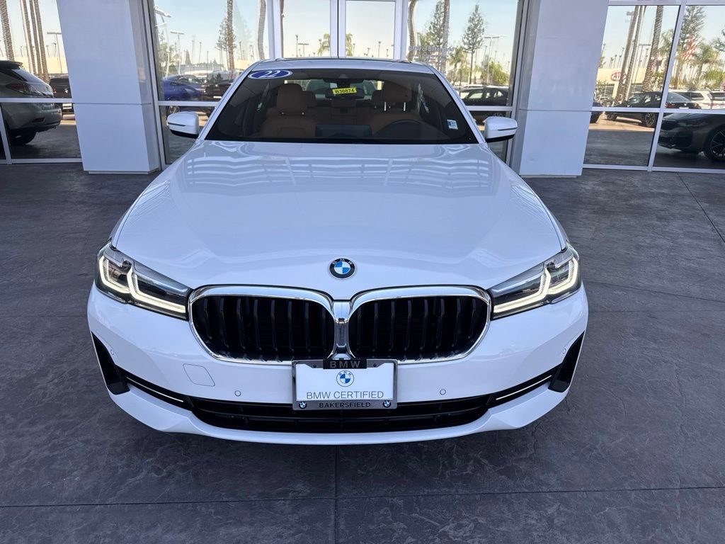 Used 2022 BMW 530i w/ Convenience Package RWD image 2