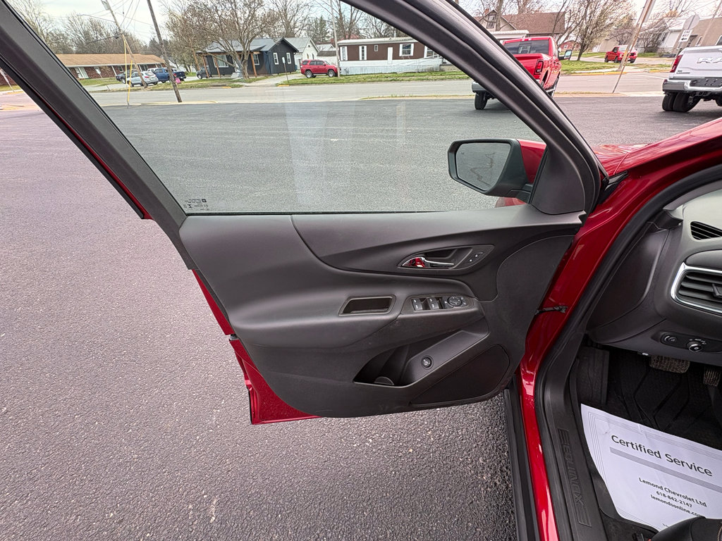 Used 2024 Chevrolet Equinox LT w/ LPO, Floor Liner Package image 7