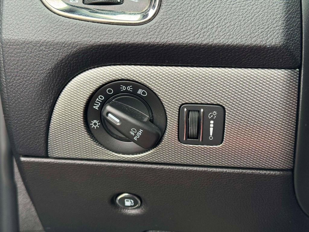 Used 2020 Dodge Durango R/T w/ Blacktop Package image 19