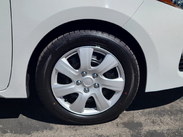Used 2019 Toyota Corolla LE FWD image 28