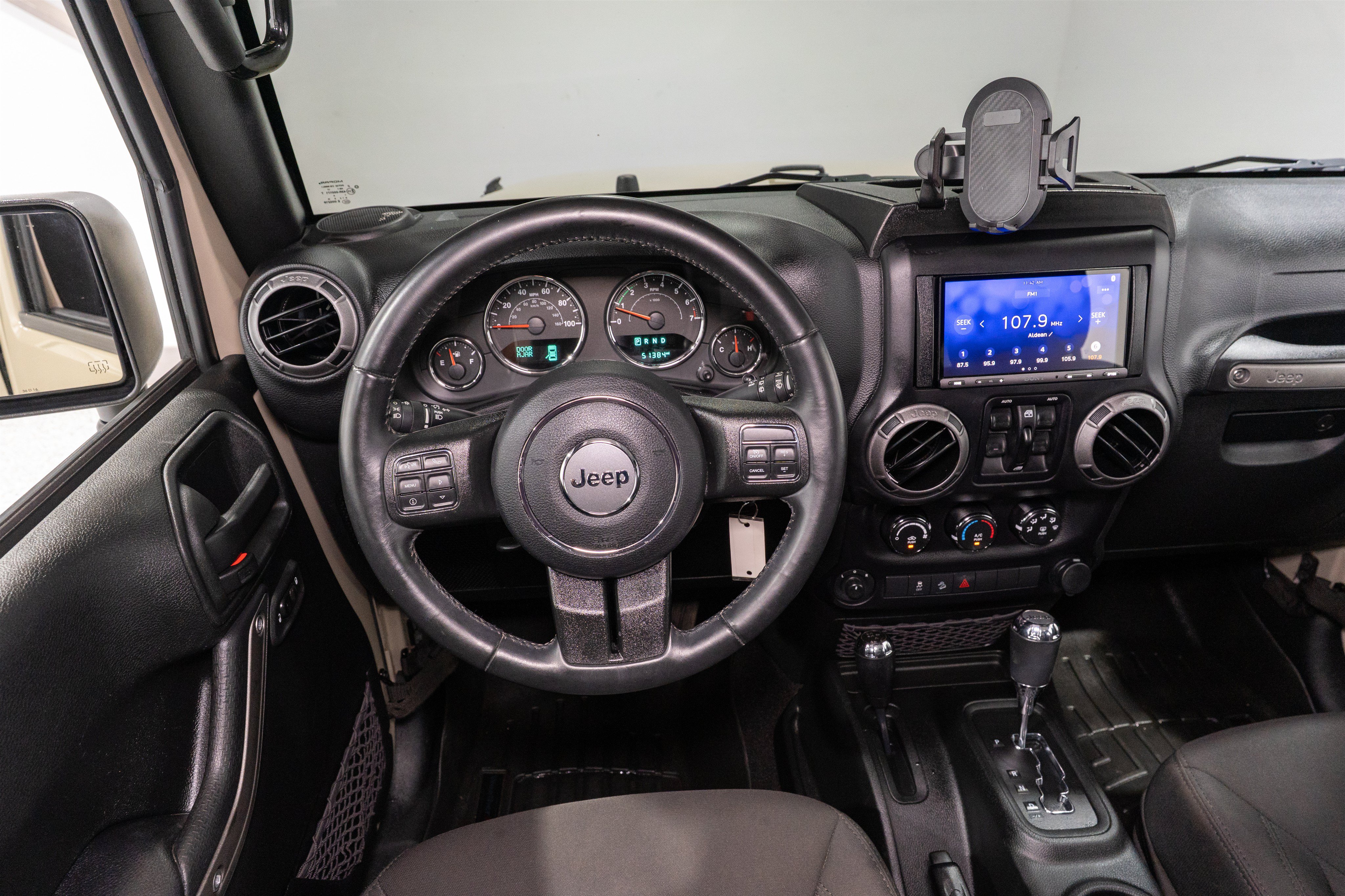 Used 2017 Jeep Wrangler Unlimited Sport w/ Quick Order Package 24S AWD/4WD image 11