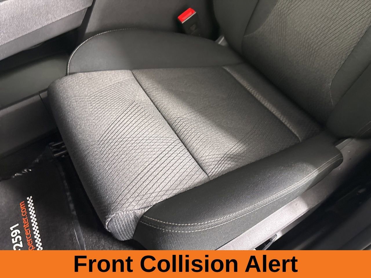 Used 2025 Nissan Rogue SV image 11